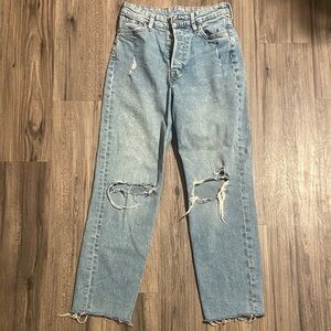 H&M Light Wash Distressed Mom Jean